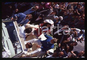 35mm vintage slide* 1990 SAINT TROPEZ Johnny HALLYDAY & Adeline BLONDIEAU (9)