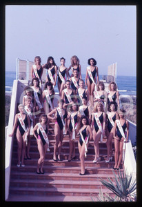 35mm vintage slide* 1988 RAGUSA - MISS EUROPA Il gruppo delle concorrenti (2)