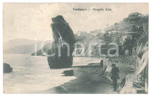 1914 VENTIMIGLIA Due uomini allo Scoglio Alto - Cartolina ANIMATA FP VG Cartolina d'epoca, viaggiata.   FAIR/discreto Lievi smussature agli angoli, macchia di bianchetto al verso Formato: 13x8 cm originale e autentica 1