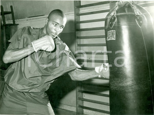 Fotografia d epoca originale 1975 ca BOXE Pugile Freddie BOYNTON durante allenamenti Fotografia 1