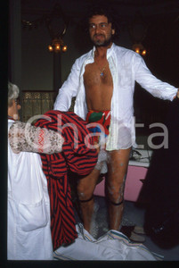 35mm vintage slide* 1984 "Te lo do io il Brasile" Beppe GRILLO backstage (5)