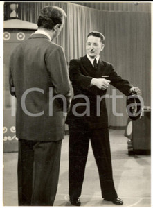 Fotografia d epoca originale 1957 LASCIA O RADDOPPIA Mike BONGIORNO con Luigi CARLESSI Foto 13x18 cm 1