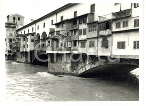 Fotografia d epoca originale 1990 ca FIRENZE Ponte Vecchio  Arno in piena Foto VINTAGE 24x18 1