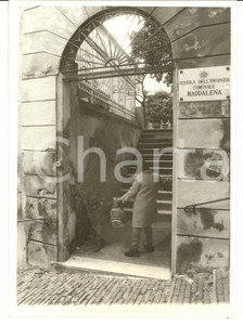 Fotografia d epoca originale 1997 GENOVA Scuola Comunale Maddalena  Primo giorno di asilo Foto VINTAGE 1
