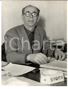 Fotografia d epoca originale 1950 ca MILANO ? Ritratto di un giornalista in redazione Foto 18x24 cm 1