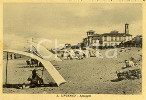 Cartolina originale da collezione 1938 SAN VINCENZO (LI) Veduta della spiaggia con bagnanti *Cartolina FG VG 1