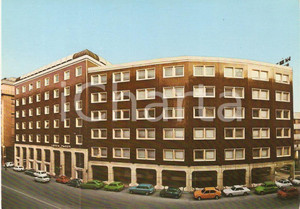 Cartolina originale da collezione 1875 ca PADOVA Auto in sosta davanti all HOTEL PLAZA Cartolina FG NV 1