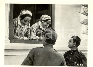 Fotografia d epoca originale 1942 BUDAPEST WW2 Fanti ungheresi con dobbe della BACSKA liberata FOTO 1