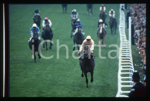 Fotografia d epoca originale 35mm vintage slide 1985 EPSOM DERBY  Steve CAUTHEN wins riding SLIP ANCHOR 1