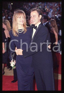 35mm vintage slide* 1990 ACADEMY AWARDS Michelle PFEIFFER, Fisher STEVENS (76)