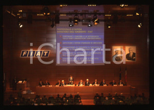 35mm vintage slide* 1997 TORINO Paolo CANTARELLA parla agli azionisti FIAT (2)