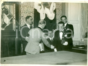 Fotografia d epoca originale 1933 MILANO Premiazione atleti ai Campionati Milanesi di Sci Sede Alpinisti 1