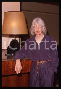 35mm vintage slide* 1990 ca COSTUME - Colette DOWLING (17)