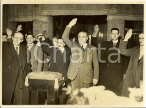 Fotografia d epoca originale 1937 MILANO Omaggio medici francesi a Cripta Caduti Fascisti Fotografia 1
