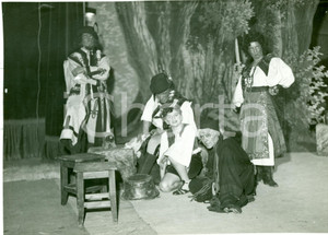 Fotografia d epoca originale 1934 MILANO Teatro FILODRAMMATICI Scena Zingaro Bianco Lucilla ANTONELLI Foto 1