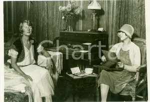 Fotografia d epoca originale 1929 LONDON UK Violet BUTLER dipinge ritratto Principessa MONTENEGRO Foto 1
