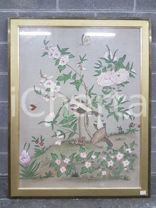 1975 CINA VINTAGE Uccelli su pianta fiorita - quadro 92,7 X 117,5 cm 1975 CINA VINTAGE Uccelli su pianta fiorita - quadro 92,7 X 117,5 cm