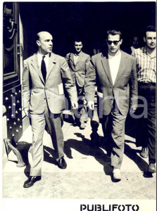1954 ROMA Pugile Tiberio MITRI si reca dall'avvocato per il divorzio *Foto 13x18
