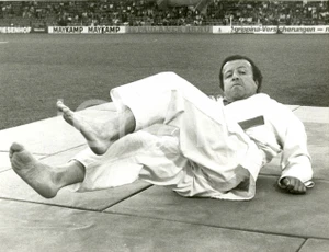 Fotografia d epoca originale 1981 MONACO D Gerold TANDLER Ministro Interno Dimostrazione JUDO  MAYKAMP 1