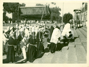 Fotografia d epoca originale 1932 ASMARA ERITREA AOI Processione religiosa VITTORIO EMANUELE III Foto 1