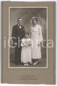 Fotografia d epoca originale 1925 ca MILANO Coppia di sposi con figlia  Matrimonio Foto L. TOLLINI 12x19 cm 1