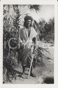 Fotografia d epoca originale 1935ca A.O.I. ETIOPIA Ritratto di etiope con spada VERA PHOTO cm 9X5,8 1