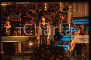 35mm vintage slide* 1993 SANREMO GIOVANI Valeria e Tina NICOLETTA - PAIDEJA (1)