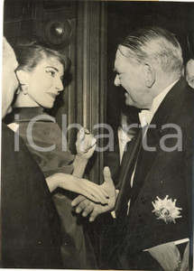 1958 PARIS OPERA René COTY si congratula con il soprano Maria CALLAS  - Foto