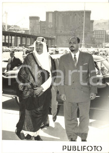 1957 NAPOLI Emiro FAISAL dell'Arabia Saudita in partenza per gli USA *Foto
