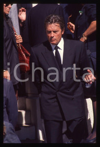 35mm vintage slide* 1990 PRINCIPATO DI MONACO Alain DELON Funerali CASIRAGHI (2)