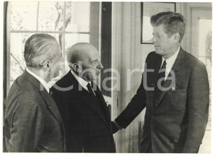 1963 WASHINGTON John Fitzgerald KENNEDY riceve il ministro Attilio PICCIONI