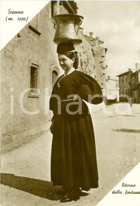 Cartolina originale da collezione 1940 SCANNO (AQ) Donna in costume abruzzese torna dalla fontana Cartolina FG VG 1