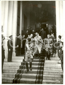 Fotografia d epoca originale 1938 MILANO Giuseppe BOTTAI esce da FELTRINELLI Istituto Tecnico Fotografia 1