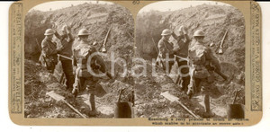 Fotografia d epoca originale 1918 WW1 THE GREAT WAR Examining a prisoner to obtain informations Stereoscopic 1
