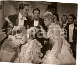 Fotografia d epoca originale 1938 CINEMA Peste di PARIGI Verwehte spuren Kristina SODERBAUM Philip DORN Foto 1