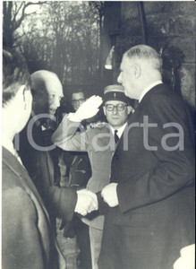 1959 CHATEAU DE RAMBOUILLET Charles DE GAULLE accoglie Dwight EISENHOWER - Foto