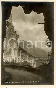 Cartolina originale da collezione 1930 ca RIVA DEL GARDA TN Prima galleria della strada del PONALE Cartolina NV 1