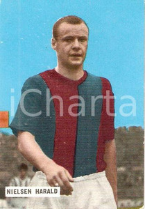Oggetto da collezione cartaceo EDIZIONI FOTO CALCIO  CALCIATORI 1965  1966 Figurina Harald NIELSEN 23 BOLOGNA 1