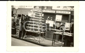Fotografia d epoca originale 1930 ca FIERA MILANO ? Forniture per esercito BALILLA  SIMONIZ Foto 8x6 cm 1