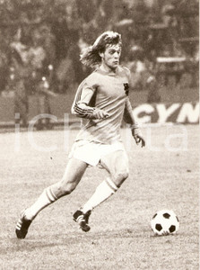 Fotografia d epoca originale 1975 ca OLANDA Calcio MONDIALI John Nicholaas REP in azione Fotografia 1