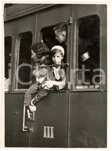 Fotografia d'epoca originale 1934 Milano Figli italiani all'Estero fascismo colonie 1