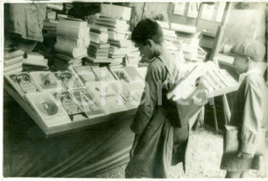 Fotografia d epoca originale 1930 ca ROMA Bambini a Fiera Libro per l Infanzia YAMBO VALLECCHI Fotografia 1