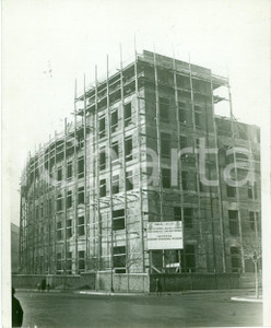 Fotografia d epoca originale 1939 MILANO Impresa GARBARINO MEZZACANE nuova caserma ZONA AEREA TERRITORIALE 1