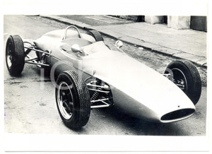Fotografia d epoca originale 1964 PARIS  Automobilismo  Nuova monoposto ALPINERENAULT Foto 18x13 cm 1
