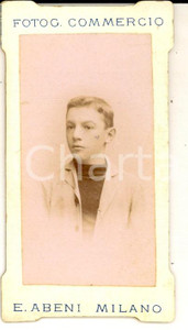 Fotografia d epoca originale 1890 ca MILANO Ritratto di un bambino Fotografia Enrico ABENI 5x8 cm 1
