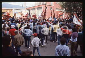 35mm vintage slide* 1988 COMO Tifosi AC MILAN in festa dopo conquista scudetto 4