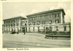 Cartolina originale da collezione 1940 ca PIACENZA L ospedale civile Cartolina ANIMATA FG NV 1