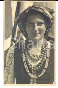 Fotografia d epoca originale 1937 ITALIA COSTUMI REGIONALI Ritratto di giovane donna Fotografia 9x13 1