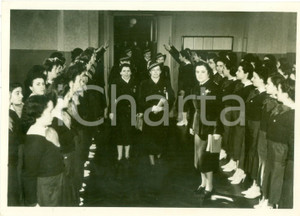 Fotografia d epoca originale 1939 ROMA Fronte Lavoro Femminile Tedesco visita scuola SAN GREGORIO AL CELIO 1