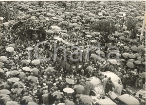 1954 TRIESTE ITALIANA Cittadini in festa per l'arrivo delle truppe - Foto 